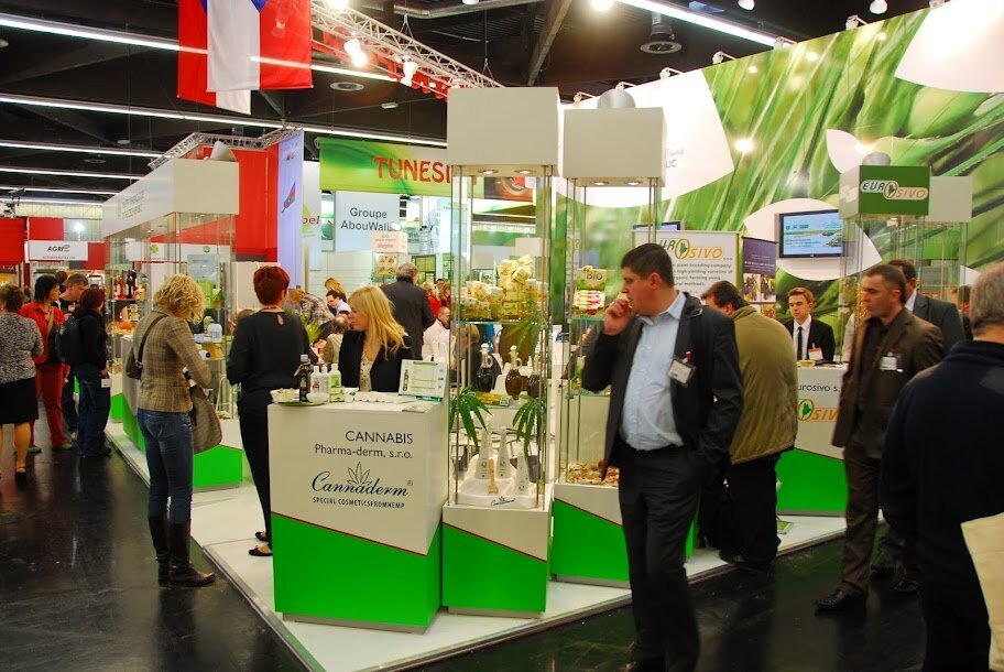 cosmetics cannaderm biofach